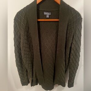Market & Spruce Olive Green Sweater